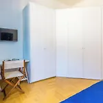 Central Apartment With 3 Bedrooms In Rome