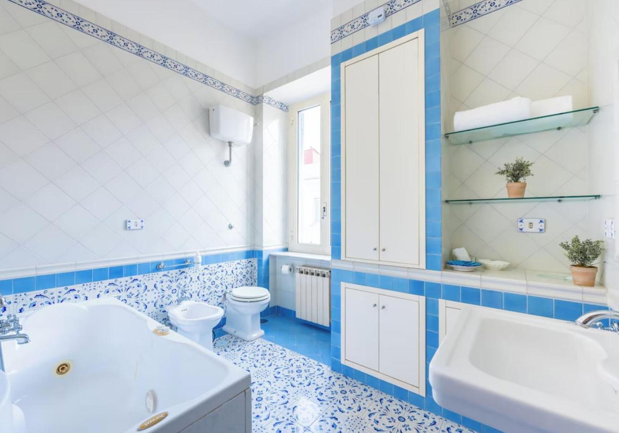 Central With 3 Bedrooms In Rome