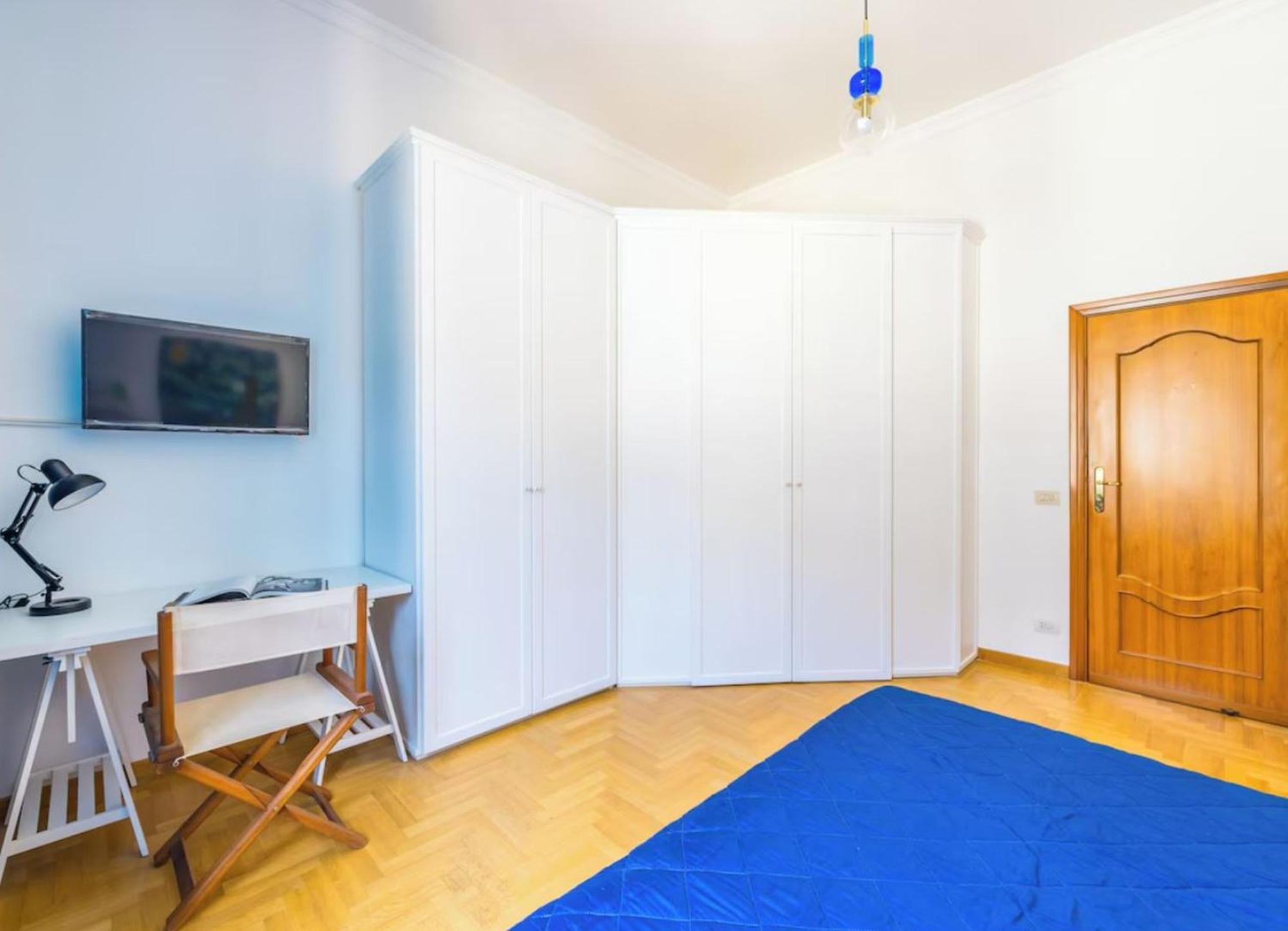 Central With 3 Bedrooms In * Roma
