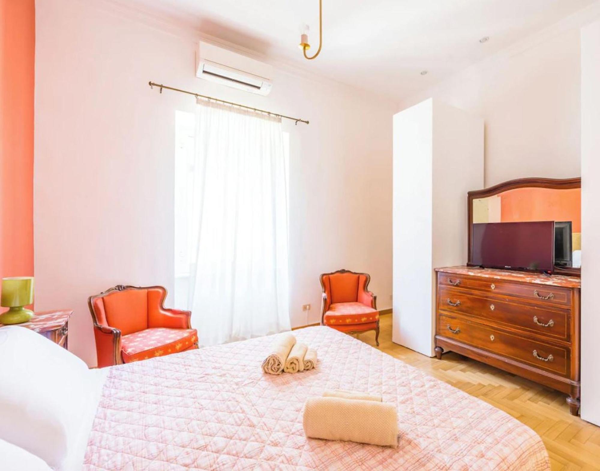 Central With 3 Bedrooms In * Roma