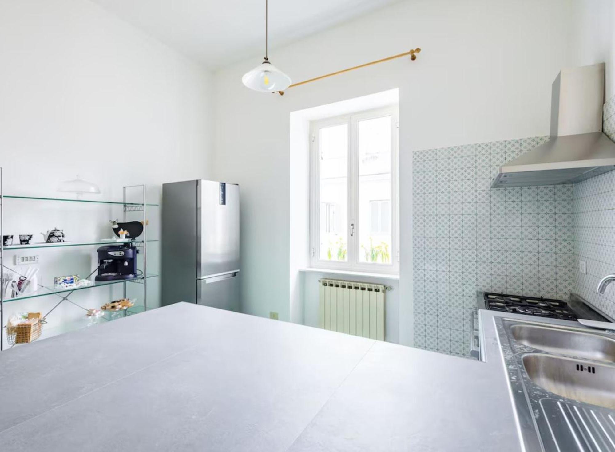 Central With 3 Bedrooms In Bed & Breakfast