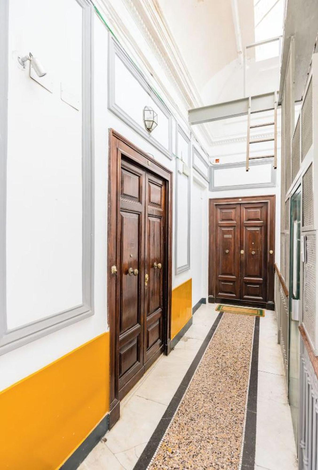 Central With 3 Bedrooms In Roma